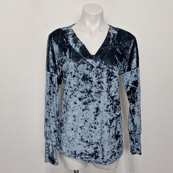 Sunshine & Rodeos Crushed Velvet Whimsigoth V-Neck Top Size S - Picture 2 of 12